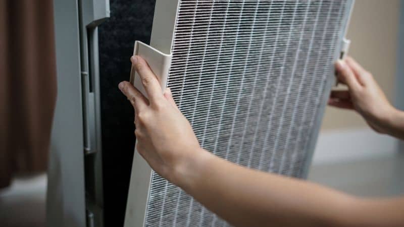 What Is a HEPA Filter? – Removes Very Small-Sized Pollutants